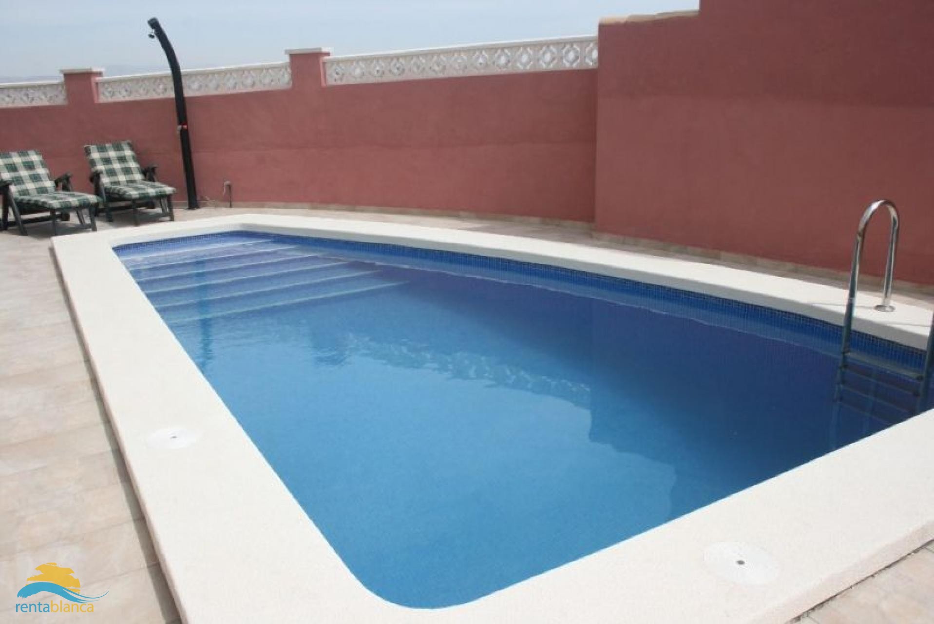 Holiday house with private pool - Rentablanca