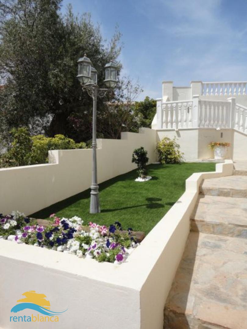 Luxurious and spacious villa - Blue Hill - Rentablanca